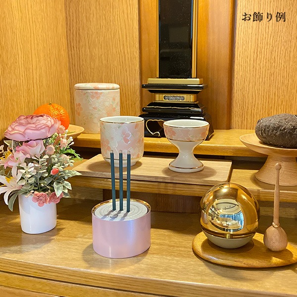 フラワーアレンジメント 彩楽-sara- クリアケース入り 仏花 仏壇 造花 ミニ ギフト 贈り物 お花