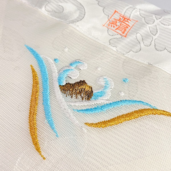 夏用三角打敷 人絹絽(呂/ろ) 高級刺繍鳳凰 前卓用+上卓用セット 京寸50代(総幅 約27cm)=名古屋寸30代 (k179) 東)真宗大谷派用 夏用三角打敷 人絹絽(呂⁄ろ) 高級