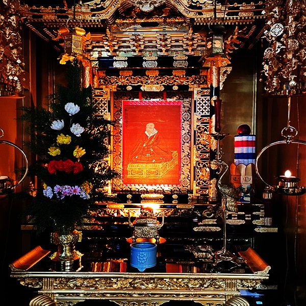 寺院仏具 内陣 花台 楽天市場】新型 木製 結界（栓）6尺 (4674-0260) 寺院 仏具 内陣