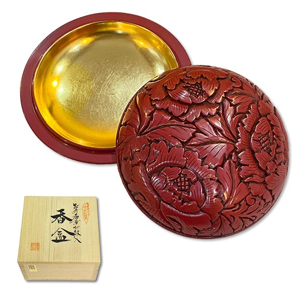香合 牡丹唐草 並彫 3.5寸 (蛤型/切立型) 村上堆朱 純金箔押 桐箱入 漆器 寺院用 仏具 お焼香 お香 漆塗り 木彫り