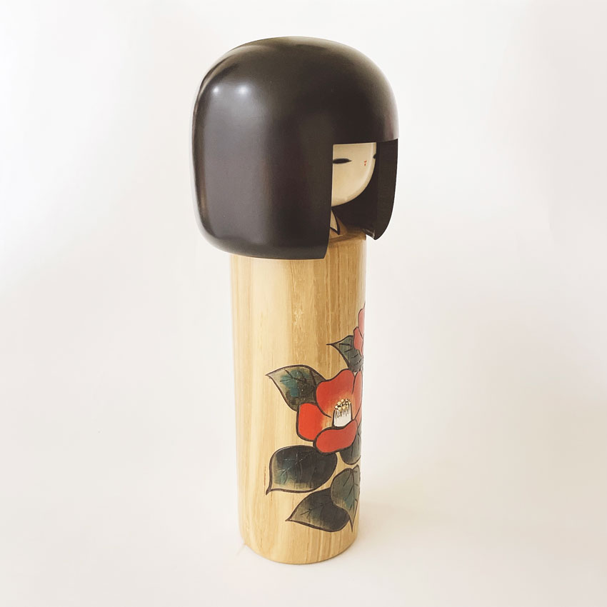 椿暦 大 【 卯三郎こけし 】 こけし プレゼント ギフト かわいい おうち時間 暮らし stayhome 癒し インテリア 木製 日本製 伝統工芸 母の日 贈り物 置物 グッズ 手作り 雑貨 手創り ハンドメイド 手造り  フィギュア お土産 民芸品 工芸 made in Japan 椿 ツバキ