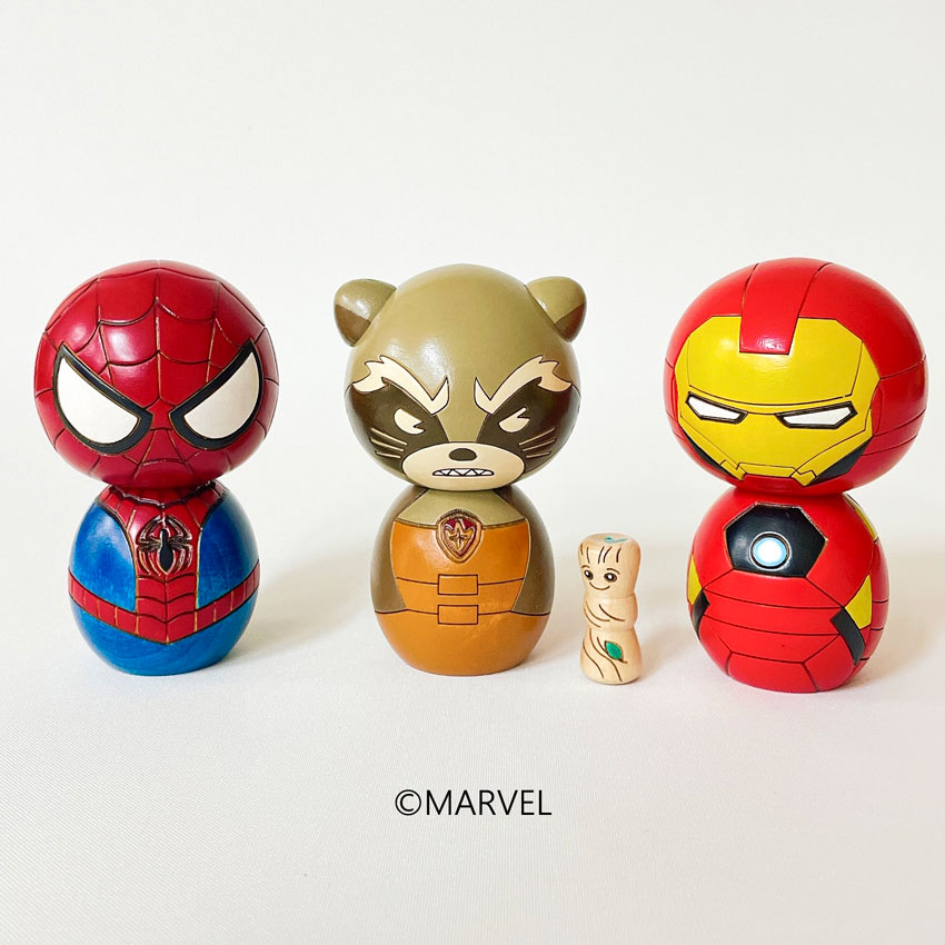 MARVEL こけし アイアンマン 【 卯三郎こけし 】 プレゼント ギフト かわいい おうち時間 暮らし stayhome 癒し インテリア 木製 日本製 伝統工芸品 父の日 贈り物 置物 グッズ 手作り 雑貨 手創り ハンドメイド 手造り マーベル 映画 コラボ アベンジャーズ フィギュア