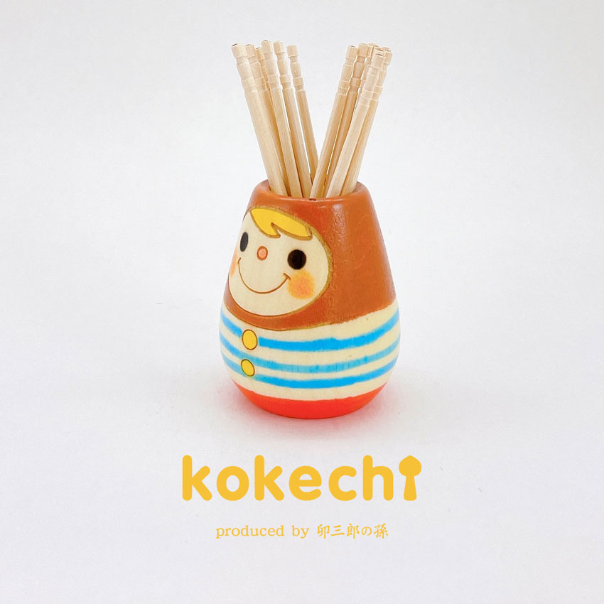 ずきん 君 【 印鑑 楊枝入れ 】 プレゼント ギフト かわいい おうち時間　願い　暮らし stayhome 癒し インテリア 木製 日本製 伝統工芸品　贈り物 置物 グッズ こけし ウッドバーニング こけし 北欧 木製品 雑貨 ずきん 子供 人形 マトリョ―シカ ボーダー