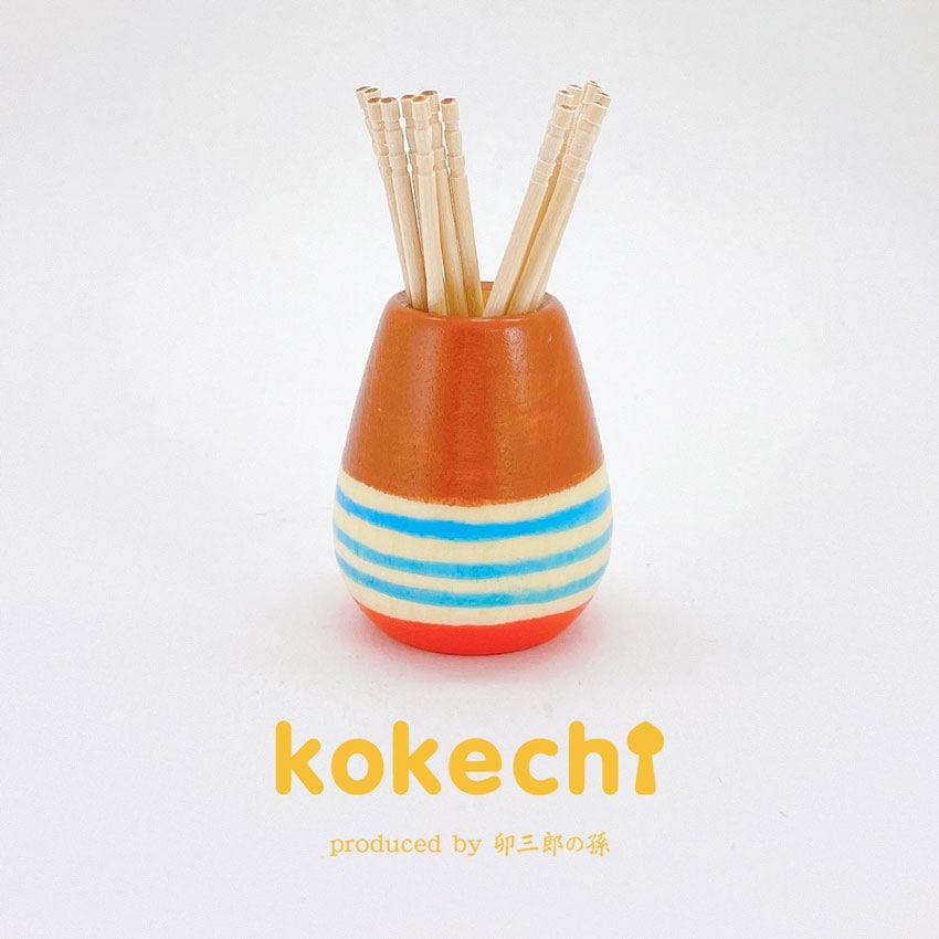 ずきん 君 【 印鑑 楊枝入れ 】 プレゼント ギフト かわいい おうち時間　願い　暮らし stayhome 癒し インテリア 木製 日本製 伝統工芸品　贈り物 置物 グッズ こけし ウッドバーニング こけし 北欧 木製品 雑貨 ずきん 子供 人形 マトリョ―シカ ボーダー