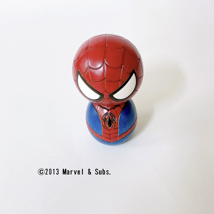 MARVEL こけし スパイダーマン 【 卯三郎こけし 】 プレゼント ギフト 雑貨 おうち時間 暮らし stayhome 癒し インテリア 木製 日本製 伝統工芸品 父の日 贈り物 置物 グッズ 手作り 雑貨 手創り ハンドメイド 手造り マーベル 映画 コラボ アベンジャーズ フィギュア