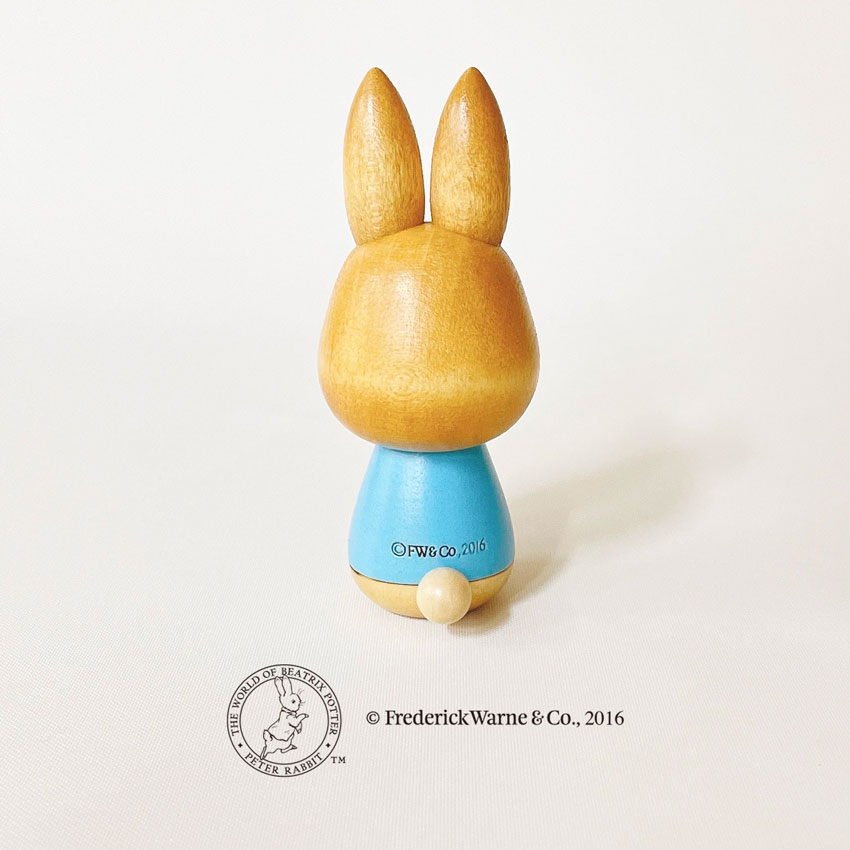 ピーターラビット こけし  【 卯三郎こけし 】 プレゼント ギフト 雑貨 おうち時間 暮らし stayhome 癒し インテリア 木製 日本製 伝統工芸品 父の日 贈り物 置物 グッズ 手作り 雑貨 手創り ハンドメイド 手造り コラボ 絵本 映画 コラボレーション 卯三郎こけし