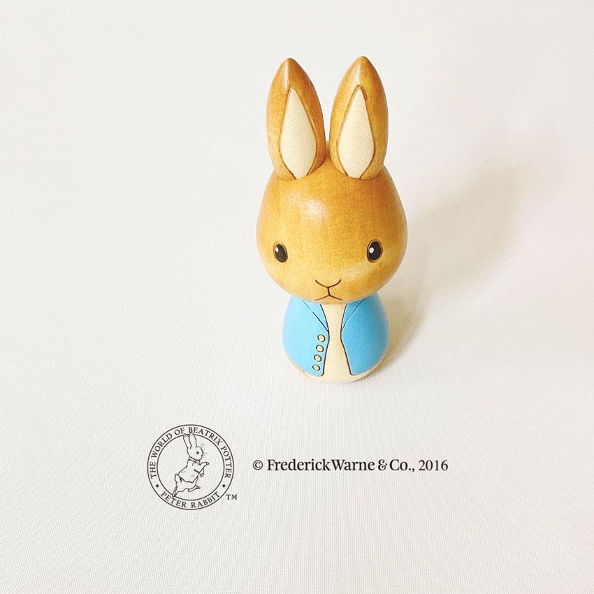 ピーターラビット こけし  【 卯三郎こけし 】 プレゼント ギフト 雑貨 おうち時間 暮らし stayhome 癒し インテリア 木製 日本製 伝統工芸品 父の日 贈り物 置物 グッズ 手作り 雑貨 手創り ハンドメイド 手造り コラボ 絵本 映画 コラボレーション 卯三郎こけし