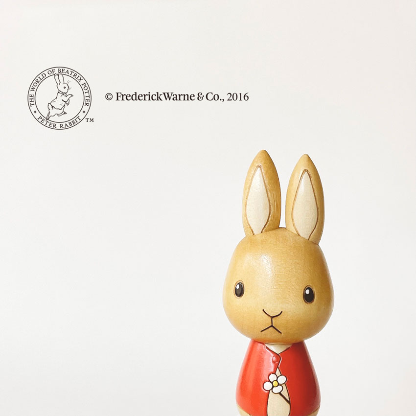 ピーターラビット こけし カトンテール 花 【 卯三郎こけし 】 プレゼント ギフト 雑貨 おうち時間 暮らし stayhome 癒し インテリア 木製 日本製 伝統工芸品 父の日 贈り物 置物 グッズ 手作り 雑貨 手創り ハンドメイド 手造り コラボ 絵本 映画 卯三郎こけし