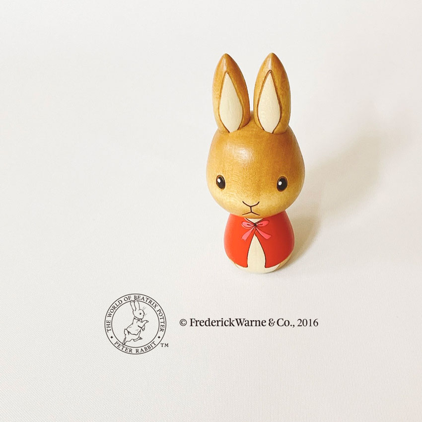 ピーターラビット こけし フロプシー リボン 【 卯三郎こけし 】 プレゼント ギフト 雑貨 おうち時間 暮らし stayhome 癒し インテリア 木製 日本製 伝統工芸品 父の日 贈り物 置物 グッズ 手作り 雑貨 手創り ハンドメイド 手造り コラボ 絵本 映画 卯三郎こけし