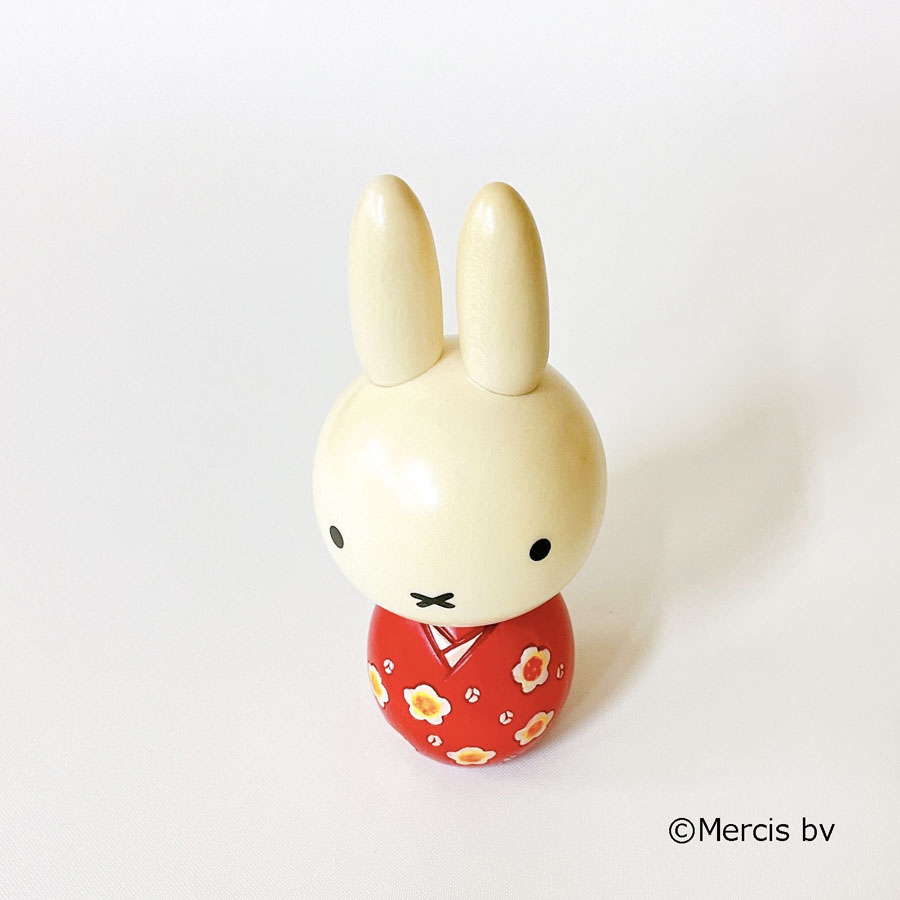 ミッフィー こけし 【 うめ 】 miffy ディック・ブルーナ　絵本 うさこちゃん ウサギ 贈り物 着物 和装 和服 和雑貨 母の日 プレゼント ギフト かわいい おうち時間 暮らし stayhome 癒し りんご インテリア 木製 日本製 伝統工芸品 卯三郎こけし 雑貨 置物 グッズ コラボ