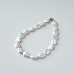 Julian(ジュリアン)　淡水パールホワイトフラットバロックネックレス