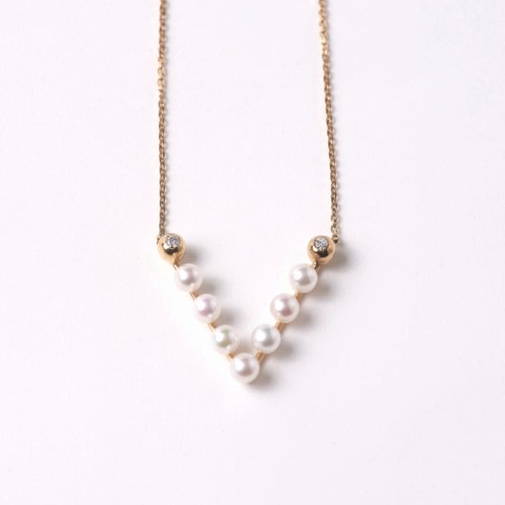 Jenny(ジェニー) アコヤパール&ダイヤモンドV字・ペンダントネックレス