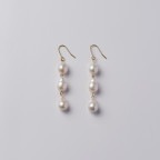 Richellel(リシェル)　淡水パールホワイトバロックスイングピアス