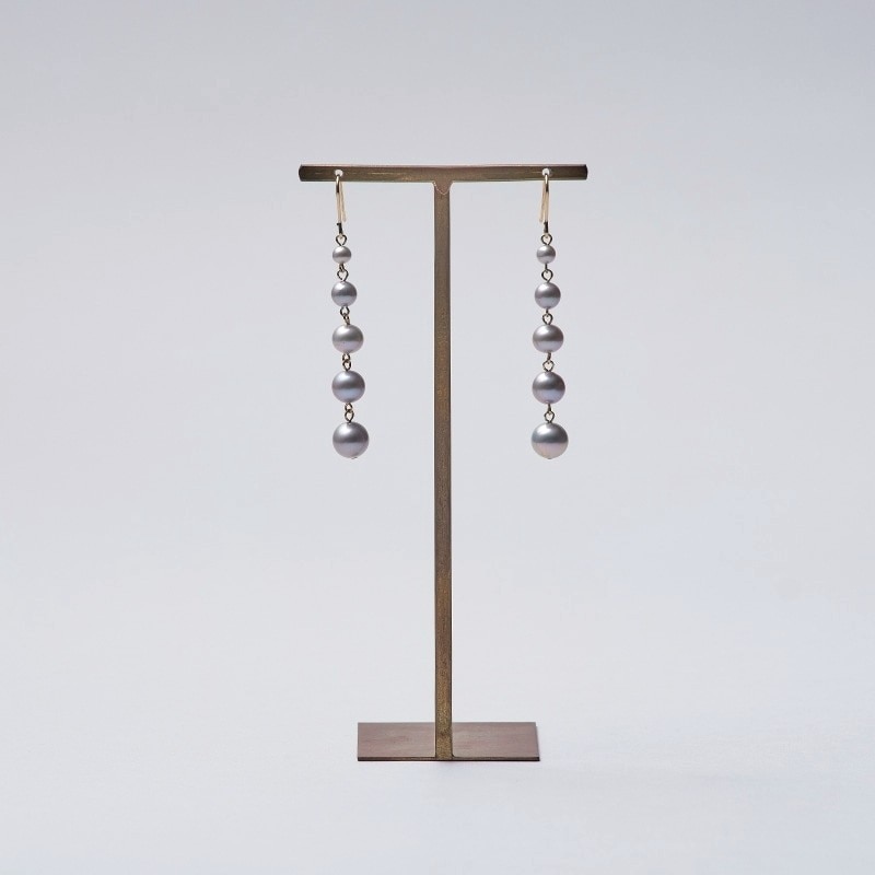 Ella2(エラ2) 淡水パールグレーグラデーションピアス