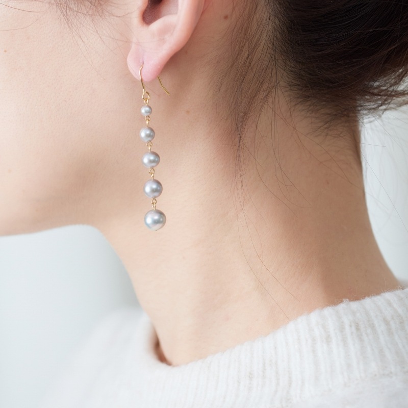 Ella2(エラ2)　淡水パールグレーグラデーションピアス