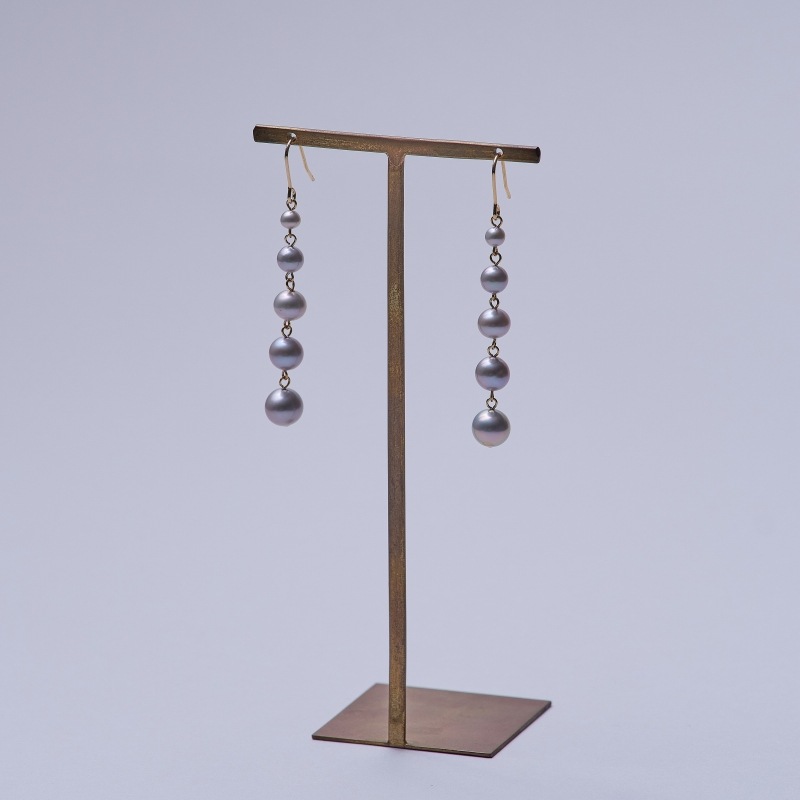 Ella2(エラ2)　淡水パールグレーグラデーションピアス