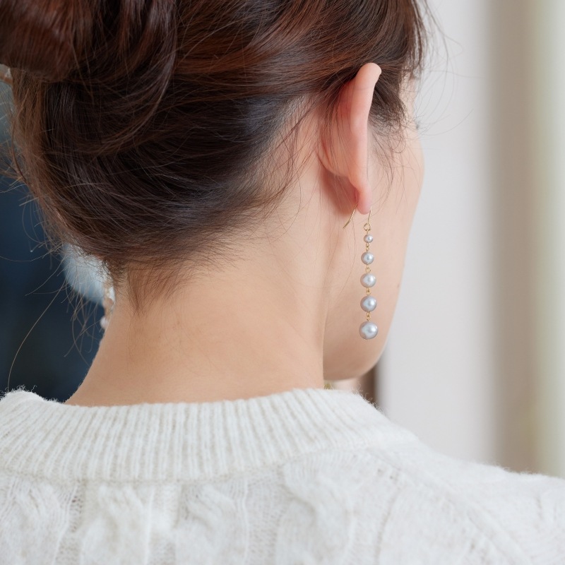 Ella2(エラ2)　淡水パールグレーグラデーションピアス