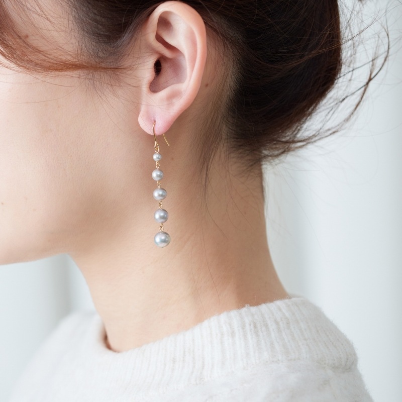Ella2(エラ2)　淡水パールグレーグラデーションピアス