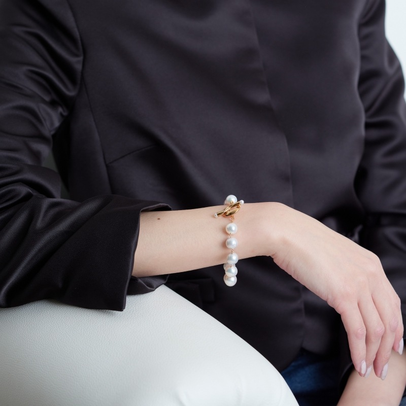 Clarissa(クラリッサ）　淡水パールセミラウンド・10金シャンクつなぎブレスレット2