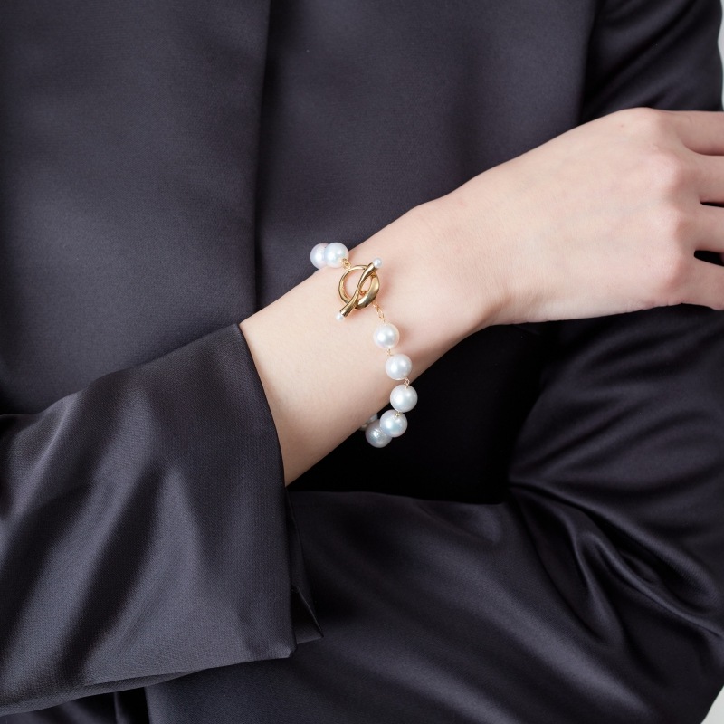 Clarissa(クラリッサ）　淡水パールセミラウンド・10金シャンクつなぎブレスレット2