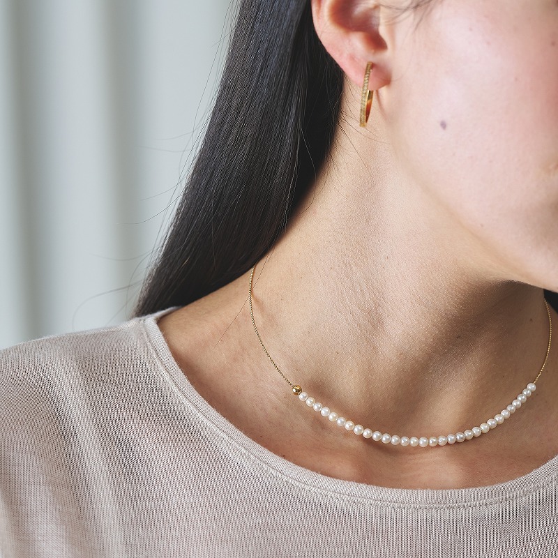 Valerie(ヴァレリー) アコヤベビーパールホワイト・18金オメガチェーン