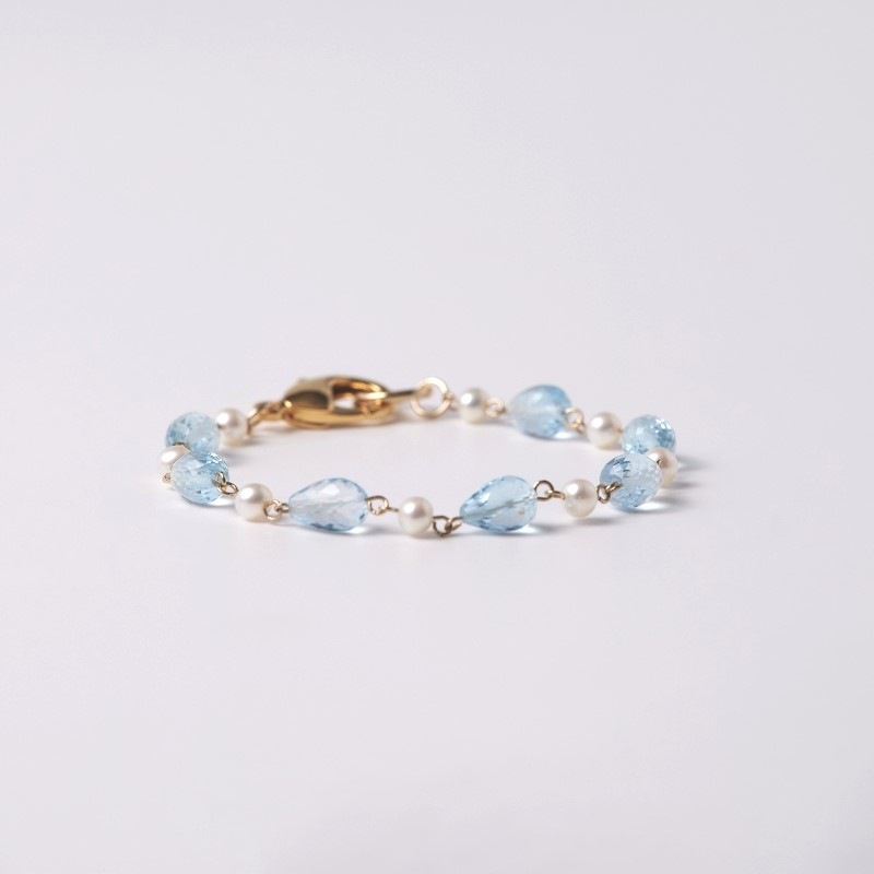 Byron(バイロン)ベビーパール×ブルートパーズブレスレット