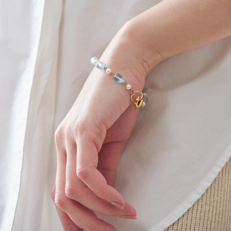Byron(バイロン)ベビーパール×ブルートパーズブレスレット