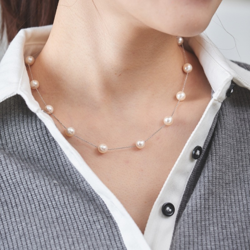 Fiona2(フィオナ2）　アコヤパールホワイトセミラウンド・10金ステーションネックレス