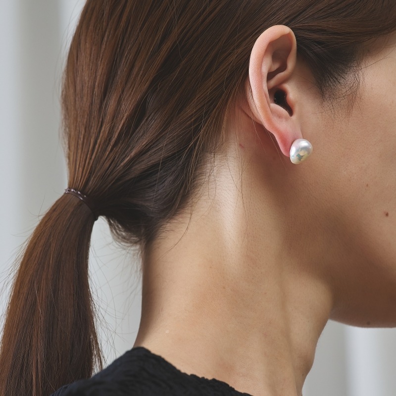 Beige(ベージュ) 淡水パールホワイト・バロックピアス ｜自由が丘