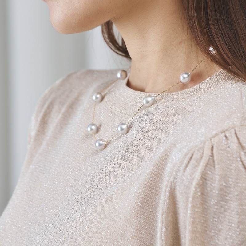 Hazel(ヘイゼル)　アコヤパールグレー・バロック10金ステーションネックレス