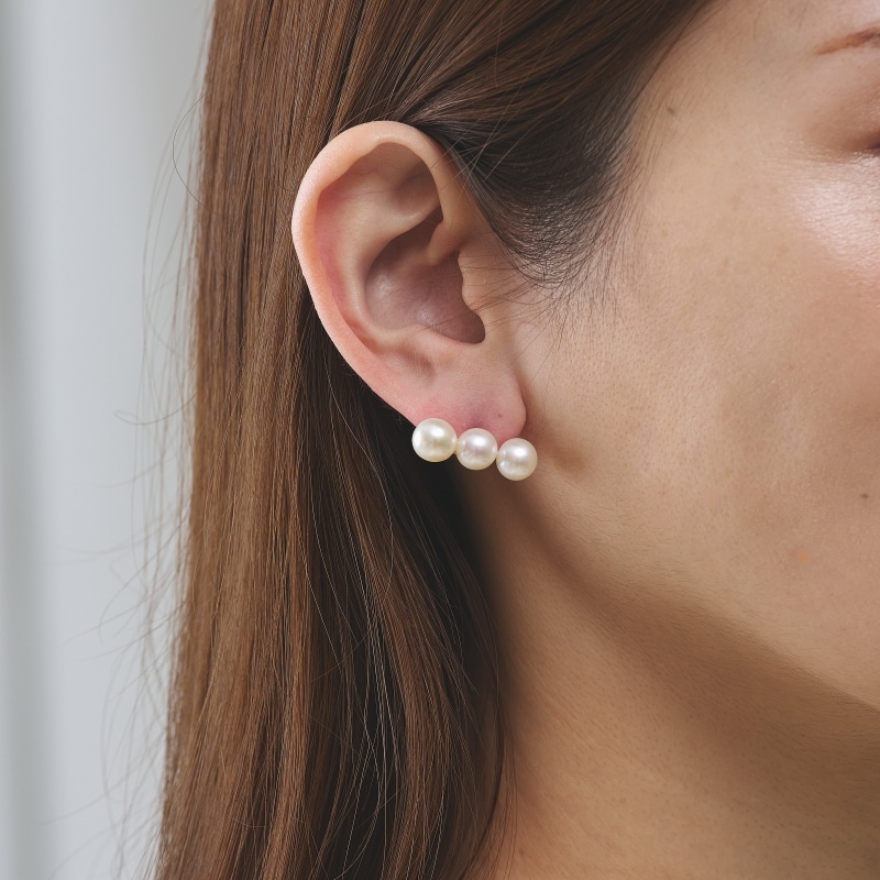 SIRI SIRI 淡水パールピアス パールのゆれるピアス - HOBO SIRI SIRI Pearl Collection 2024