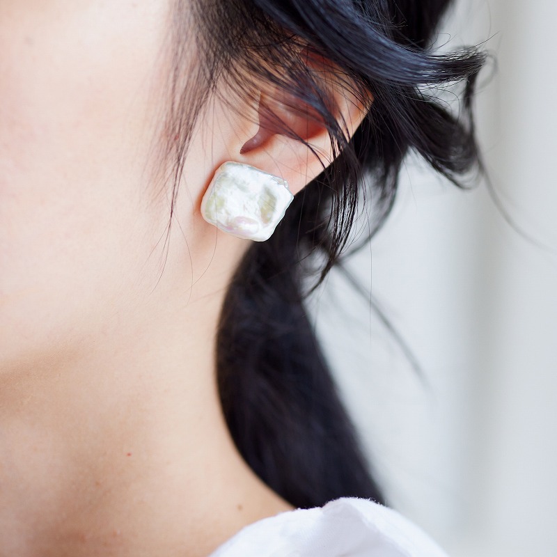 Tristan(トリスタン) 淡水パールホワイト・バロックピアス｜自由が丘