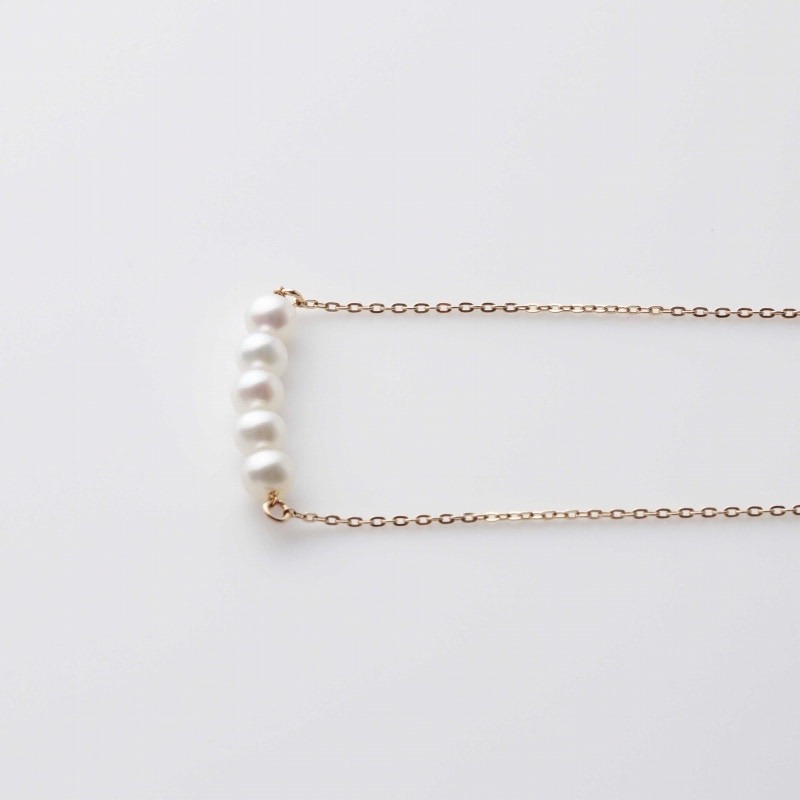 ベビーパール　ネックレス　淡水パール　ホワイトセミラウンド　4.5mm　10Kイエローゴールドチェーン　40-45cm　自由が丘シリーズ 　