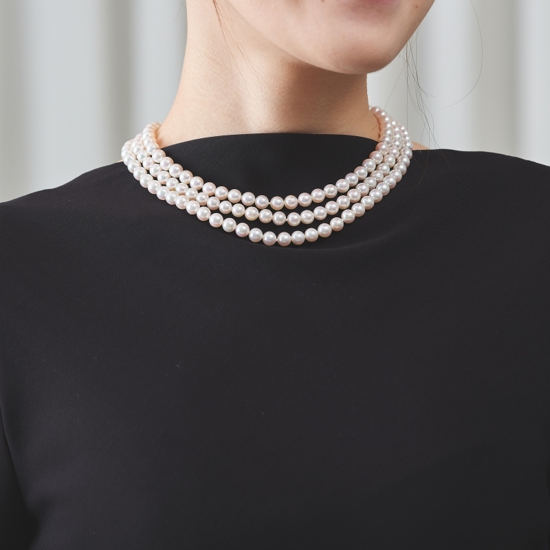 Elaria(エラリア）アコヤパールホワイトセミラウンド・上質3連