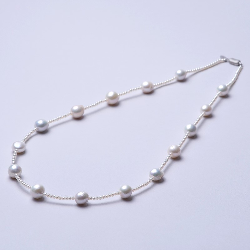 Roda(ローダ) 淡水パールベビー&バロックステーションネックレス