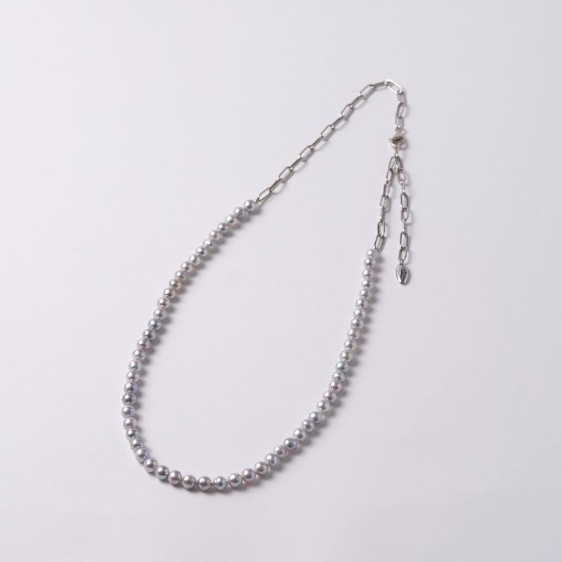 Emilia(エミリア) アコヤパールグレー・チェーンネックレス｜自由が丘