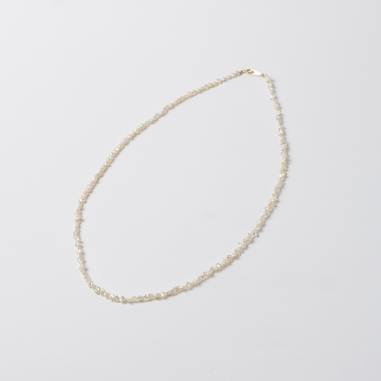 Tia(ティア)　南洋パールホワイト・ケシネックレス