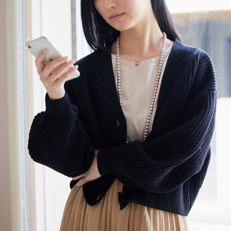 Solene(ソレーヌ) 淡水パールグレーセミラウンド・ロングネックレス