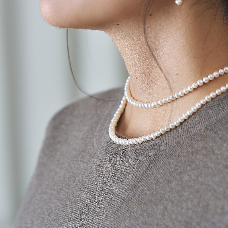 レナ(Rena)　淡水パールホワイト・ベビー120㎝ロングネックレス