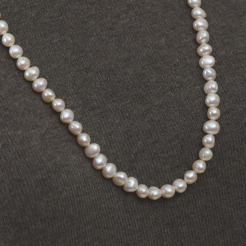 Avignon(アヴィニョン・ゴールド)　淡水パールホワイト・バロックロングネックレス