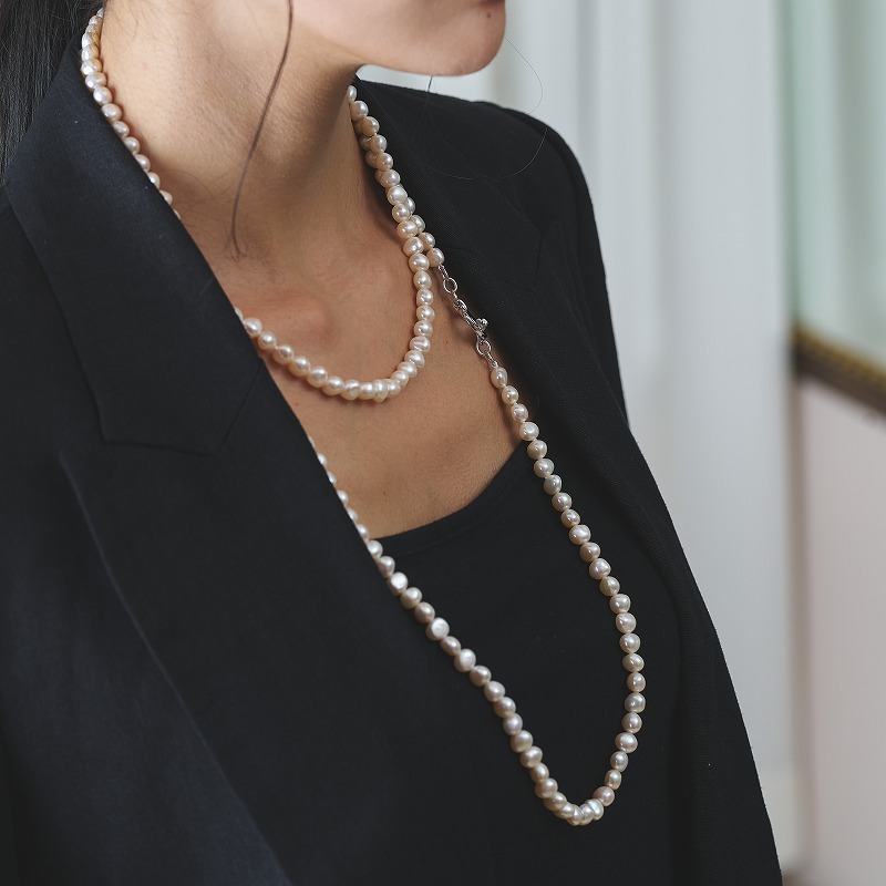 Avignon(アヴィニョン・ホワイト)　淡水パールホワイト・バロックロングネックレス