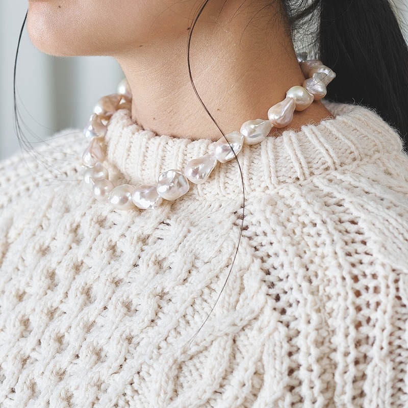 Sienna(シエナ)　淡水パールホワイト小粒・オイスターネックレス