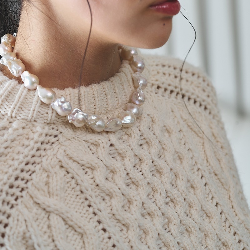 Sienna(シエナ)　淡水パールホワイト小粒・オイスターネックレス