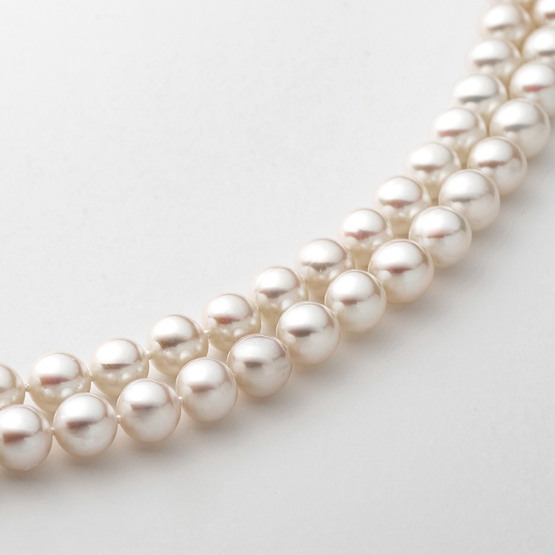 Livia(リヴィア)　淡水パールビホワイト・80㎝上質ロングネックレス