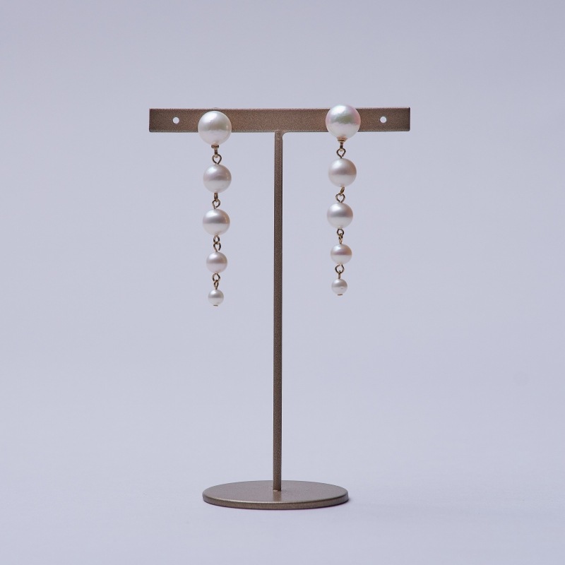 Viola(ヴィオラ)　アコヤパール淡水パールグラデーションピアス