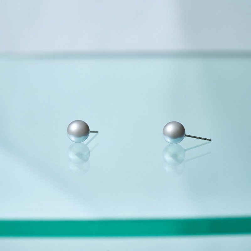 Eris(エリス) 淡水パールグレー一粒ピアス