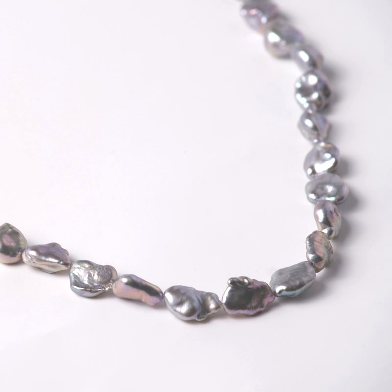 超美品 mistyミスティ　ロング　ネックレスとピアス　セットステーションタイプ 超美品 mistyミスティ ロング ネックレスとピアス セット