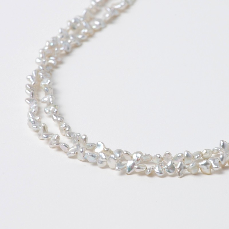 Mercy(マーシー)　南洋パールホワイト・ケシロングネックレス