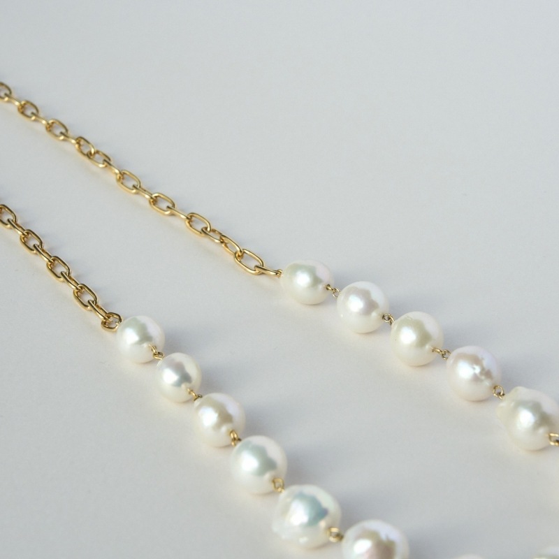 Celestin(セレスティン) 　淡水パールホワイトバロックチェーンネックレス