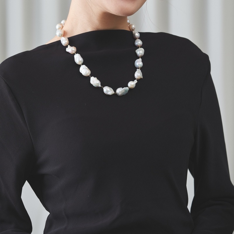 Priscalla(プリシラ)　淡水パールホワイト・オイスター10金シャンクつなぎネックレス